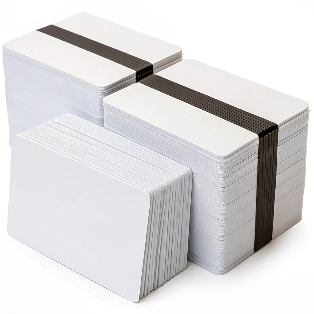PVC BLANK CARDS -WHITE - MAG LOCO - 30MIL - 5 packs of 100 cards (C4004)
